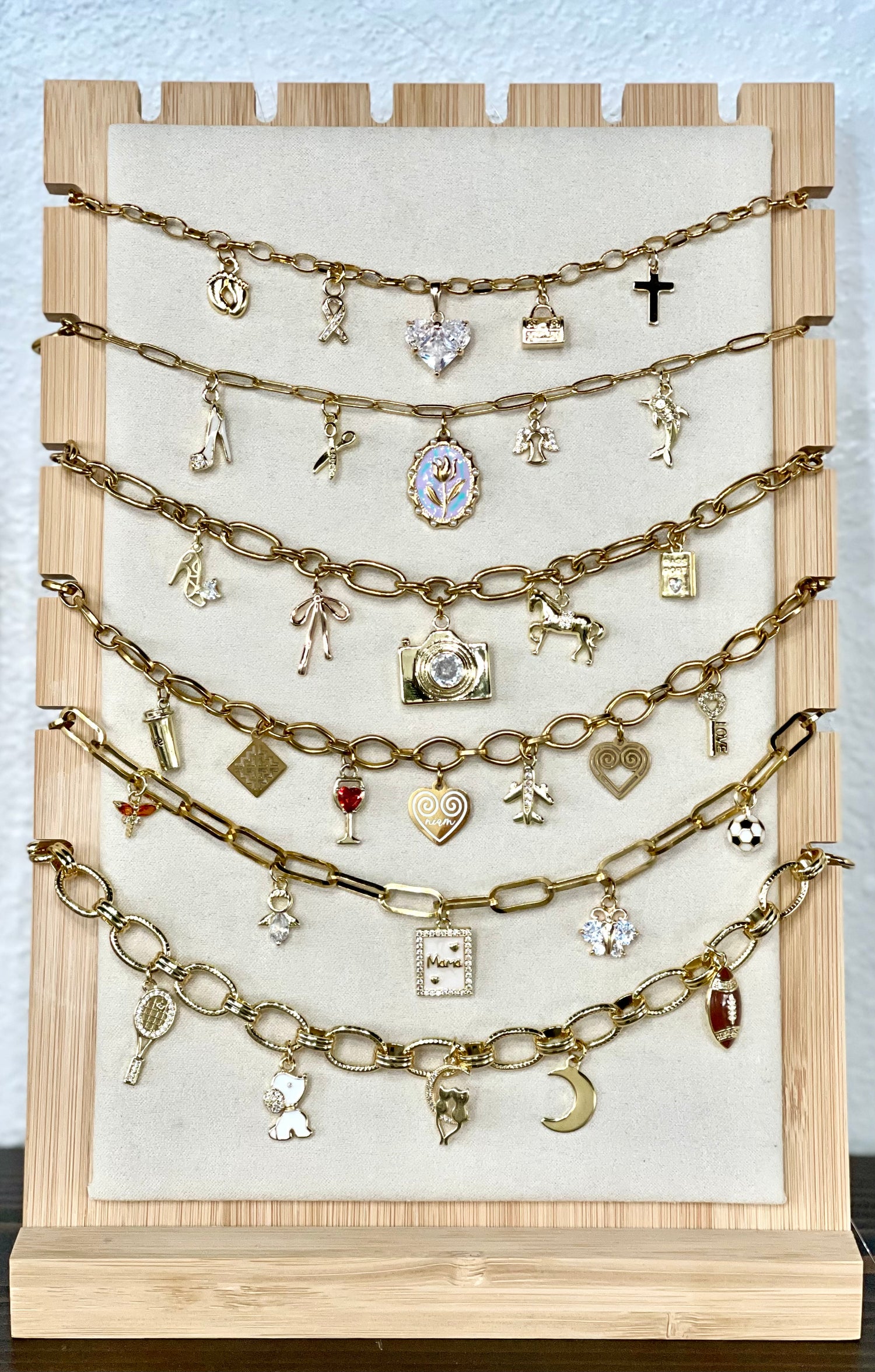 Design a Custom Charm Jewelry