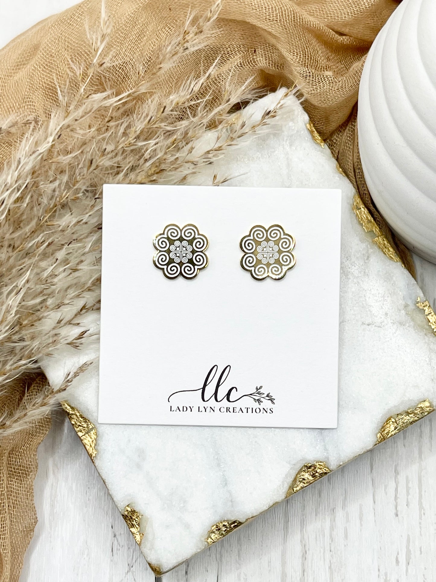 Hmong Gold Elephants Footprint Stud Earring