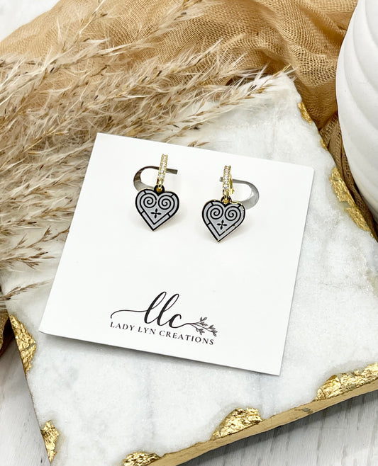 Hmong Gold Heart Dawb Huggie Earring