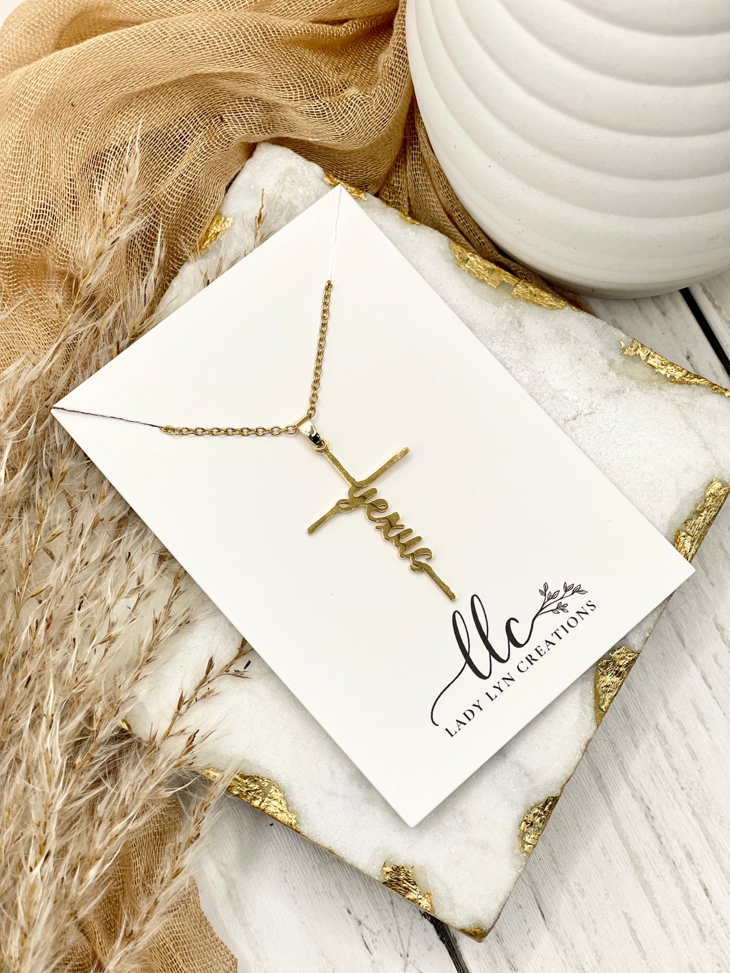 Yexus 18k Gold Plated Pendant Necklace